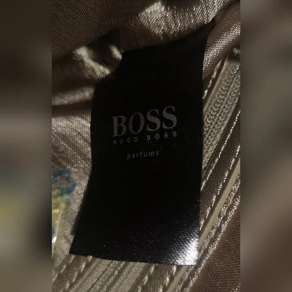 Hugo boss perfume bag - Picture 7 of 7